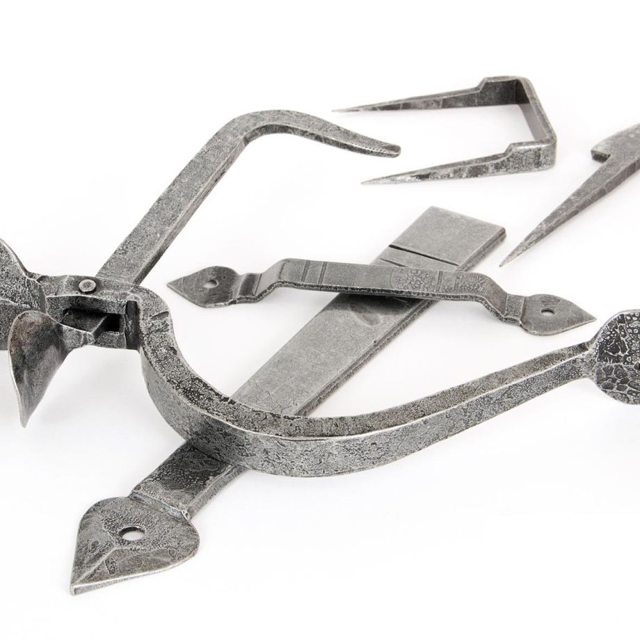 Anvil Gothic Thumblatch