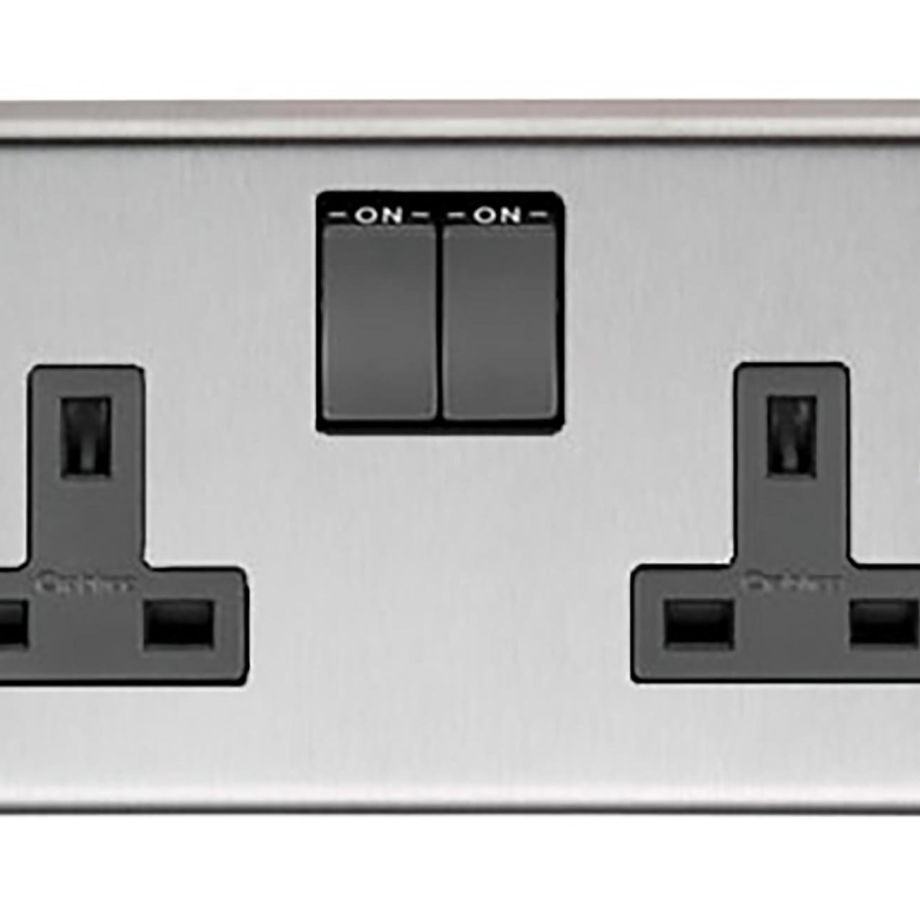 SSS Double 13 Amp Switched Socket