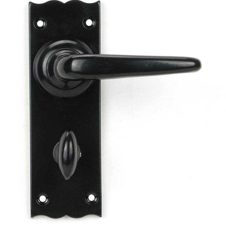 Black Oak Lever Bathroom Set