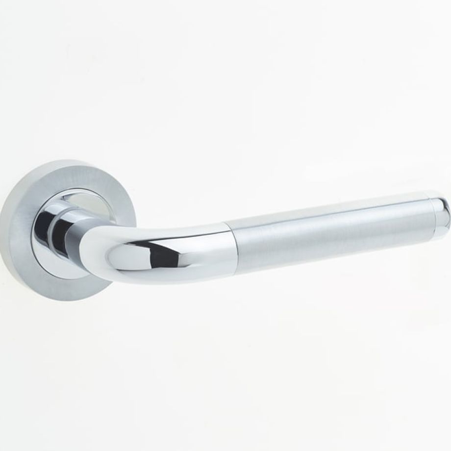 Jedo Dual Range Twin Door Handles on Rose