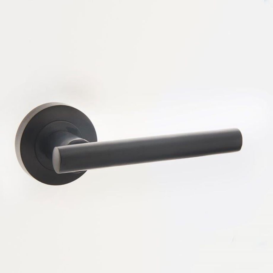 Nero Black Door Handles On Rose