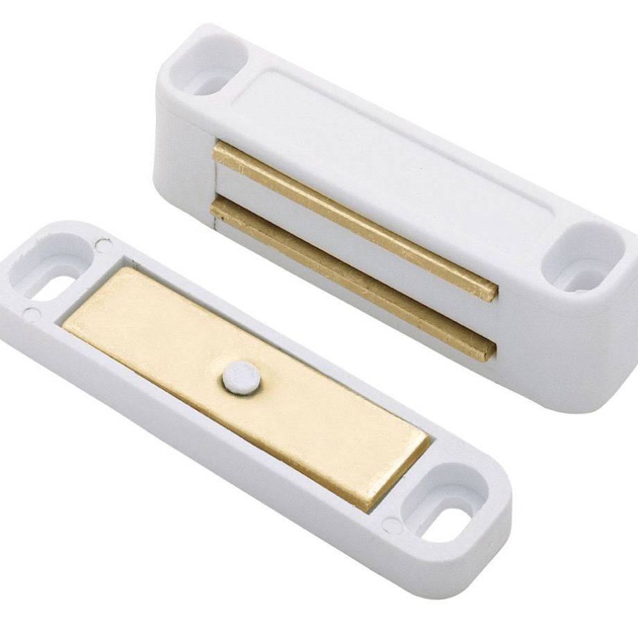 Deluxe Nylon Magnetic Catch