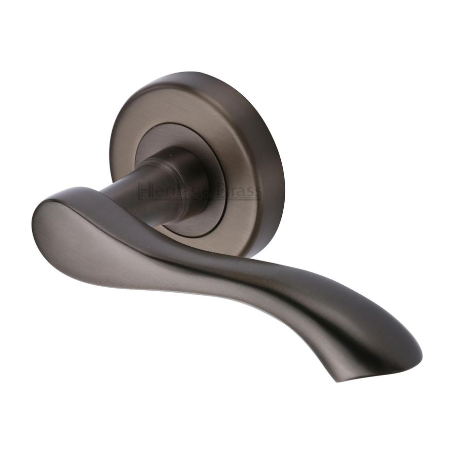 Heritage Brass - Algarve Door Handle on Round Rose