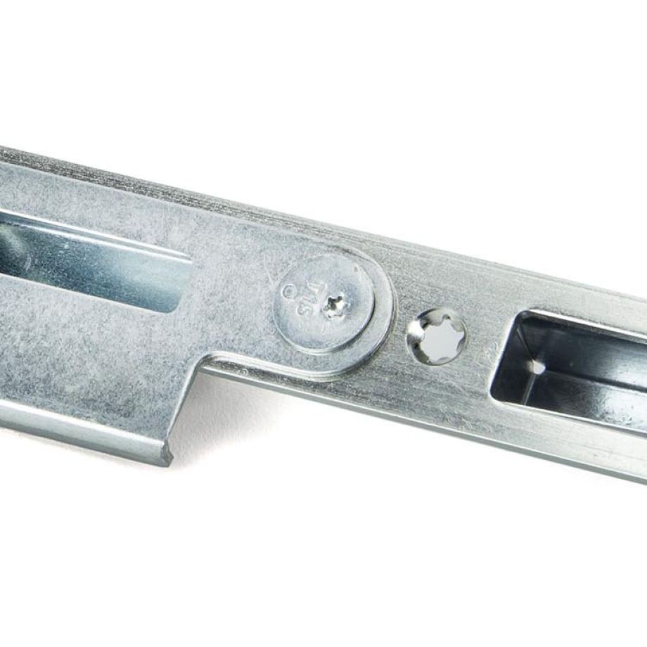 BZP Winkhaus Centre Latch Keep RH 44mm Door