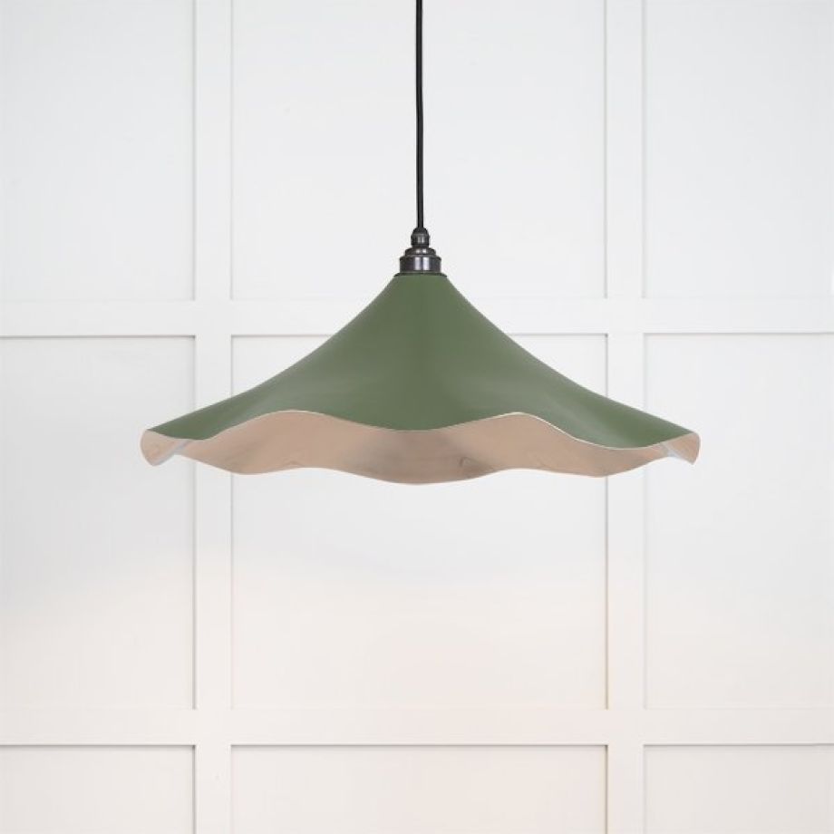 Smooth Nickel Flora Pendant in Heath