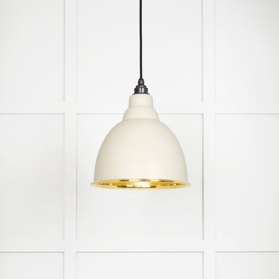 Smooth Brass Brindley Pendant in Teasel