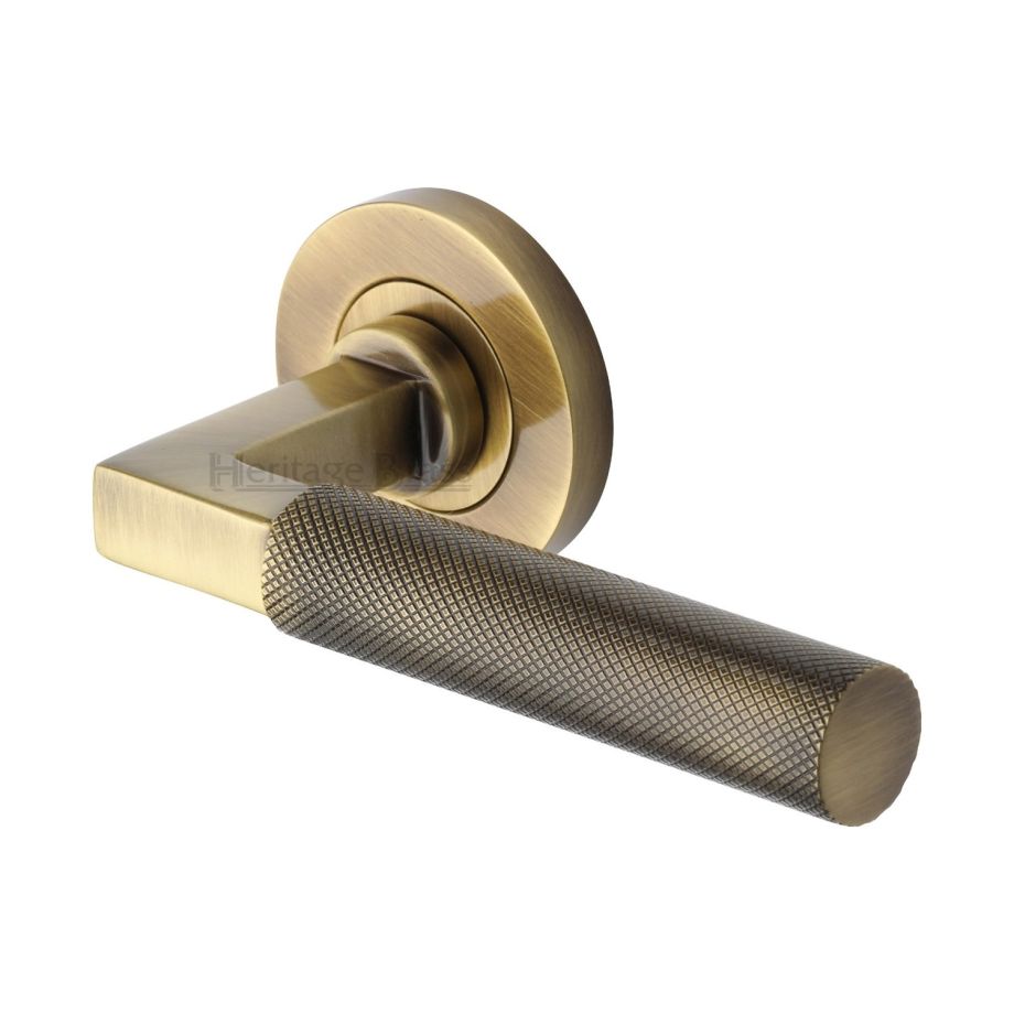 Heritage Brass - Signac Door Handle on Round Rose