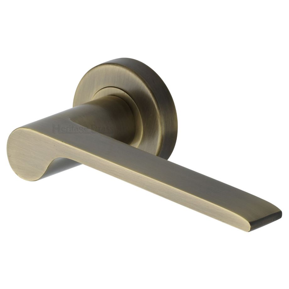 Heritage Brass - Julia Door Handle on Round Rose