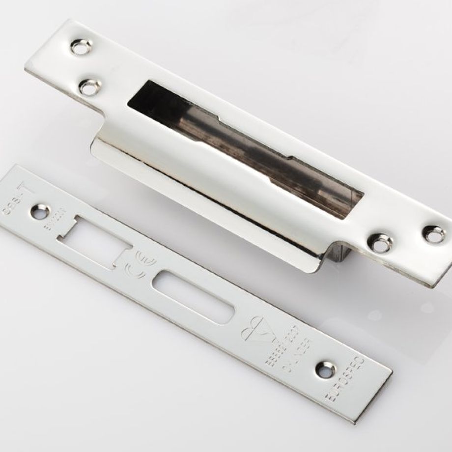 Forend Strike & Fixing Pack To Suit BS8621 Cylinder Sashlock