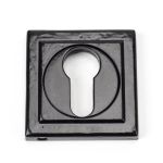Anvil Round Escutcheon (Square)