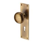Heritage Brass - Balmoral Door Knob on Plate