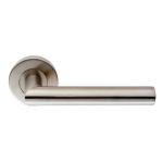 Stainless Steel Mitred Lever Oval Bar on Sprung Rose