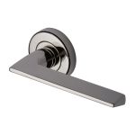Heritage Brass - Pyramid Door Handle on Round Rose