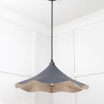 Smooth Nickel Flora Pendant in Slate