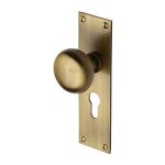 Heritage Brass - Balmoral Door Knob on Plate