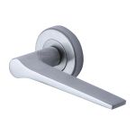 Heritage Brass - Gio Door Handle on Round Rose