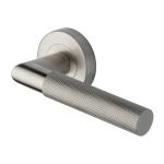 Heritage Brass - Bauhaus Mitre Knurled Door Handle on Round Rose