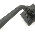 Avon Round Lever on Rose Set (Square)
