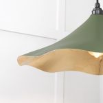 Smooth Brass Flora Pendant in Heath