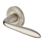 Heritage Brass - Sutton Reeded Door Handle on Round Rose