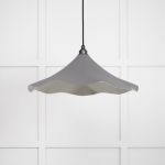 Smooth Nickel Flora Pendant in Bluff