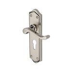 Heritage Brass - Buckingham Door Handle on Plate