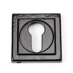 Anvil Round Escutcheon (Square)