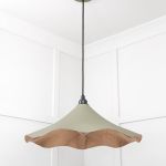 Smooth Copper Flora Pendant in Tump