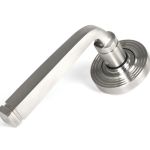 Avon Round Lever on Rose Set (Beehive)