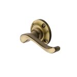 Heritage Brass - Bedford Door Handle on Round Rose