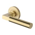 Heritage Brass - Spectral Door Handle on Round Rose