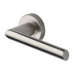 Heritage Brass - Mercury Door Handle on Round Rose