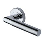 Heritage Brass - Bauhaus Mitre Knurled Door Handle on Round Rose