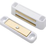 Deluxe Nylon Magnetic Catch