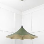 Smooth Brass Flora Pendant in Heath