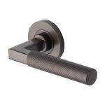 Heritage Brass - Signac Door Handle on Round Rose