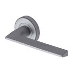 Heritage Brass - Pyramid Door Handle on Round Rose