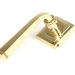 Avon Round Lever on Rose Set (Square)