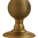 Delamain Reeded Knob