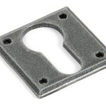 Avon Escutcheon