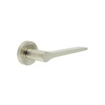 Jedo Geo Door Handles On Rose
