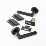 Nero Jet Door Handle On Rose