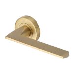Heritage Brass - Pyramid Door Handle on Round Rose