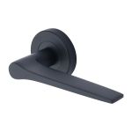 Heritage Brass - Gio Door Handle on Round Rose