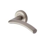 Heritage Brass - Centaur Door Handle on Round Rose