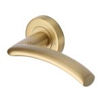 Heritage Brass - Centaur Door Handle on Round Rose