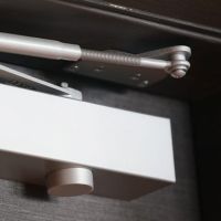 Electromagnetic Door closer